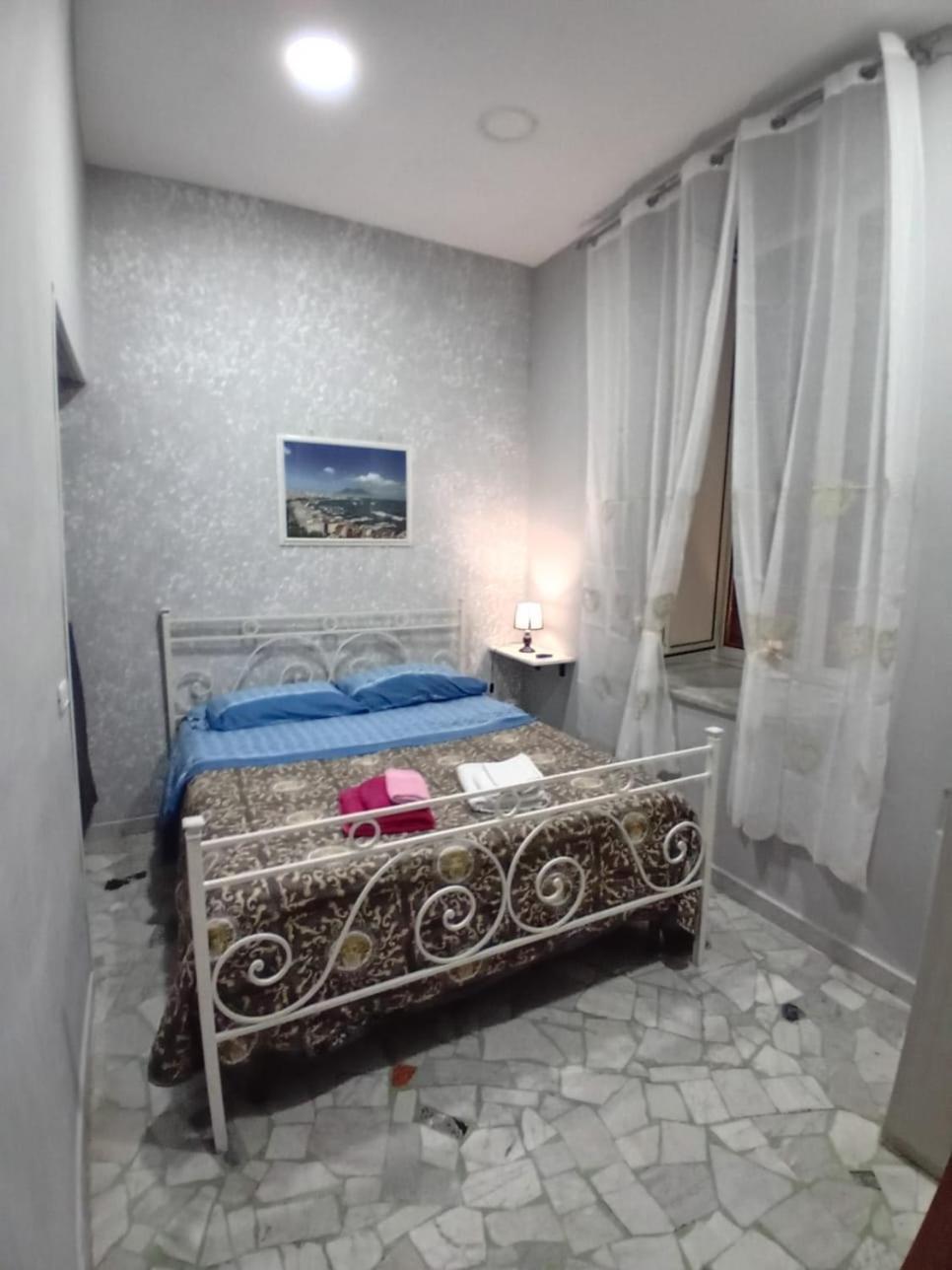 Sweet Life Apartment Наполи Екстериор снимка