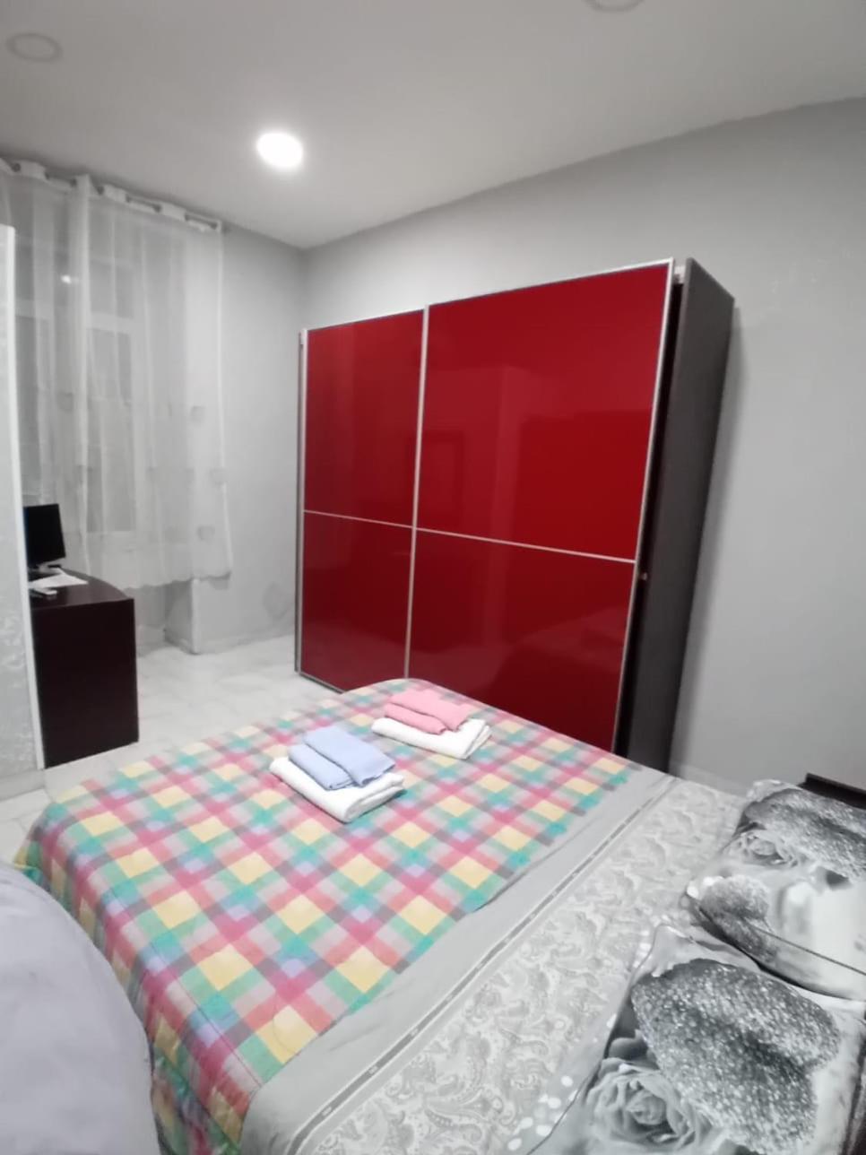 Sweet Life Apartment Наполи Екстериор снимка
